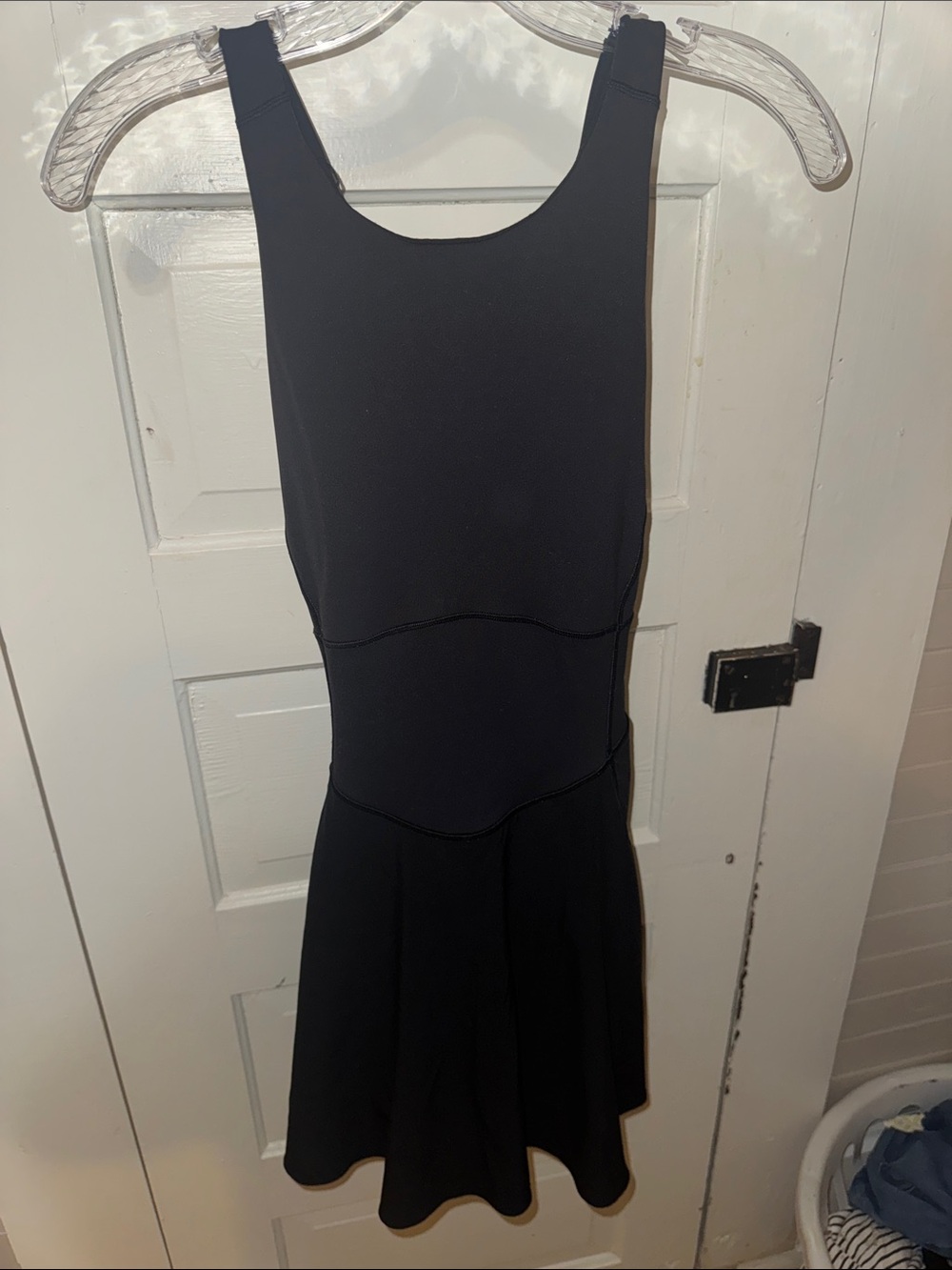 Lulu Lemon Size 6 Black Sleeveless Active Dress